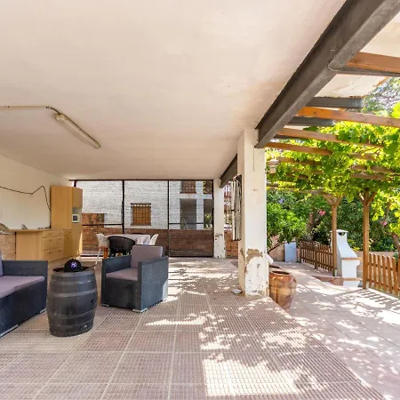Dom wakacyjny Montornes By Interhome Pobla de Montornés